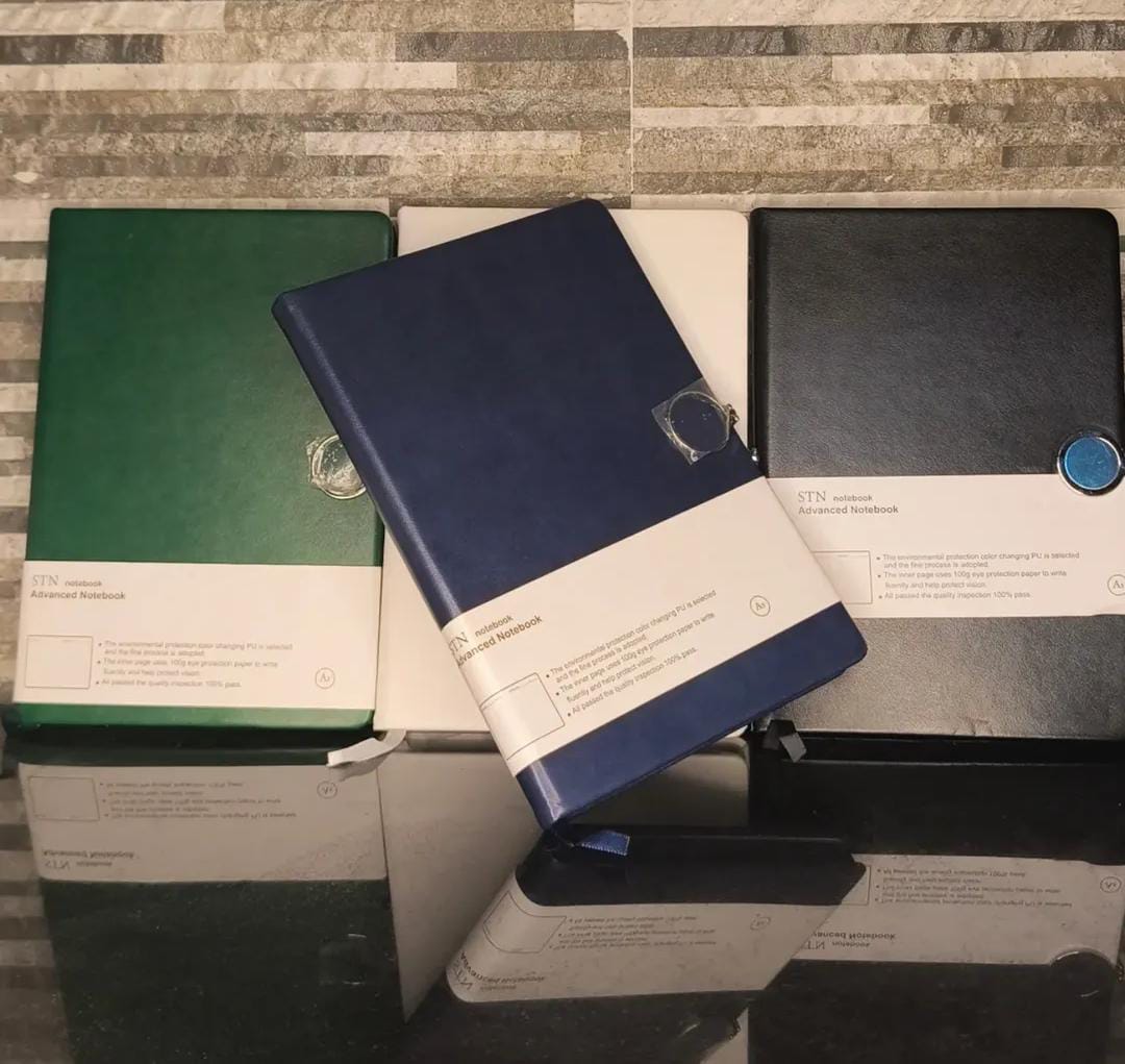 Executive Magnetic Closure Diary – Custom Name Engraved